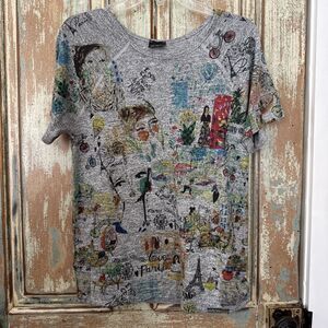 Inoah Top Womens Gray Knit Art to Wear Paris Love Short Sleeve Graphic XS